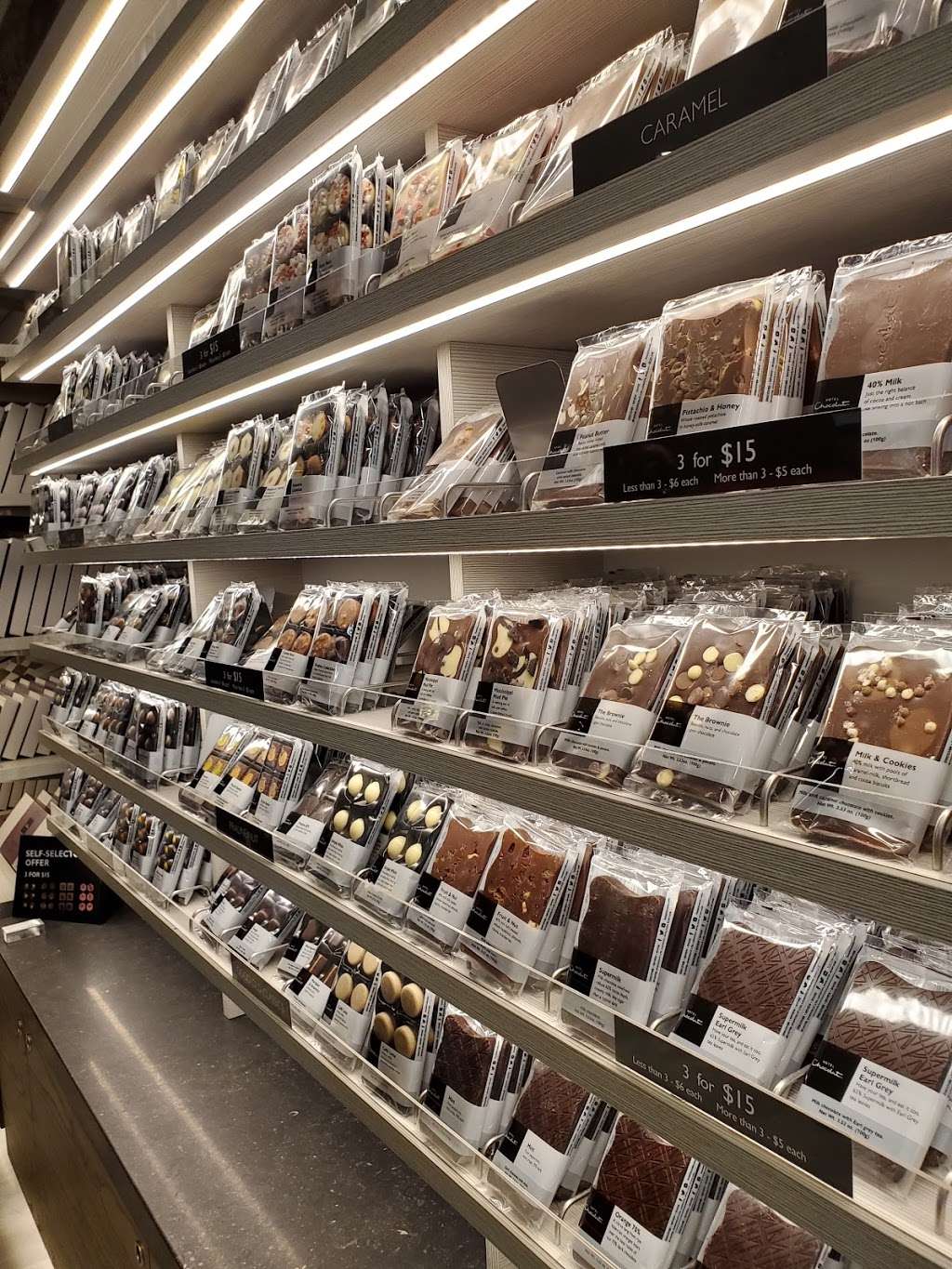 Hotel Chocolat | 1 Garden State Plaza Blvd, Paramus, NJ 07652, USA | Phone: (201) 843-0307