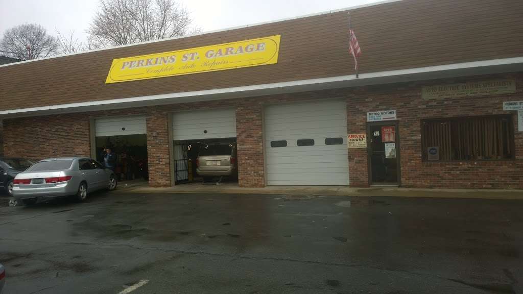 Perkins Street Garage | 27 Perkins St, Brockton, MA 02302, USA | Phone: (508) 559-0556