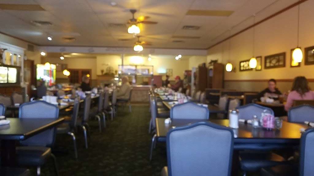 Country Kettle Restaurant | 1704 S Heaton St, Knox, IN 46534, USA | Phone: (574) 772-4800