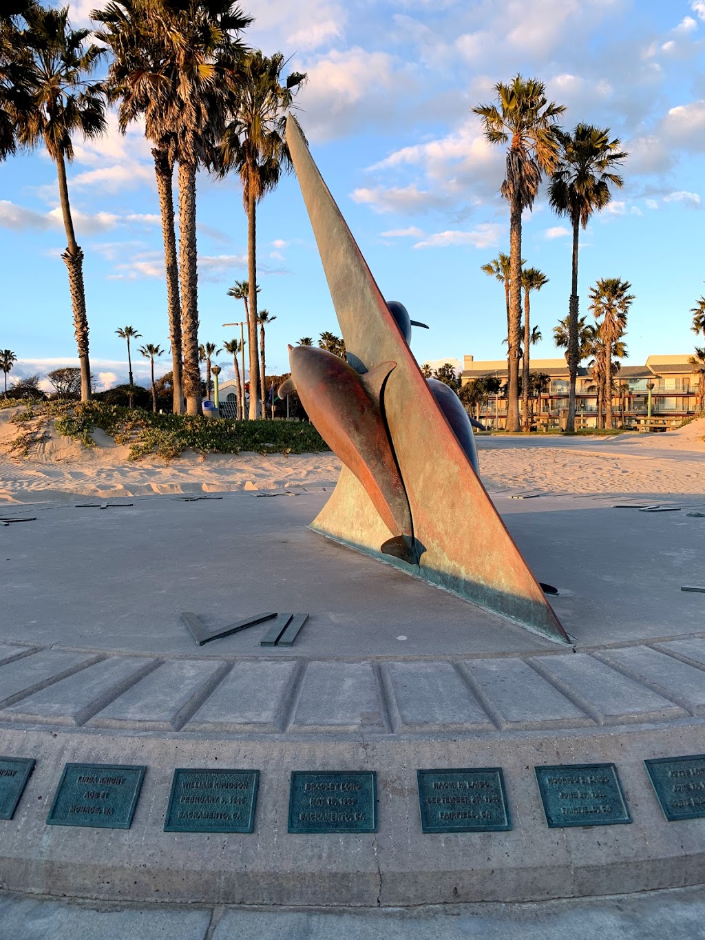 Alaska Airlines Memorial | S Surfside Dr, Port Hueneme, CA 93041, USA