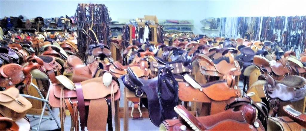 K & B Saddlery Inc | 18818 County Hwy H10, Council Bluffs, IA 51503, USA | Phone: (712) 366-1026