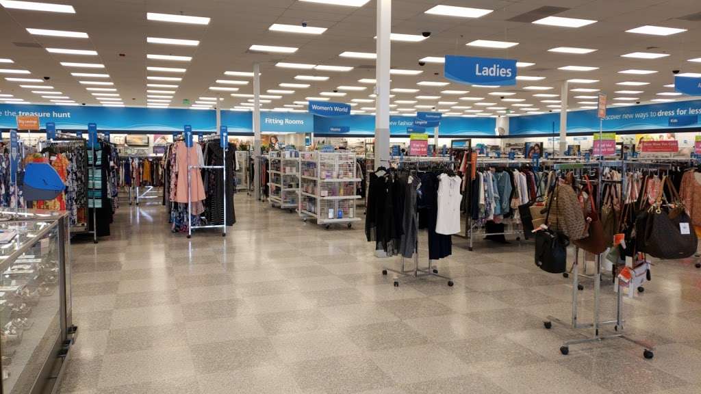 Ross Dress for Less | 1110 W Sunset Dr #110, Waukesha, WI 53189, USA | Phone: (262) 542-0168