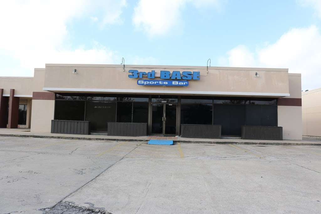 Third Base | Sea Lark Rd, Houston, TX 77062, USA | Phone: (281) 480-2626