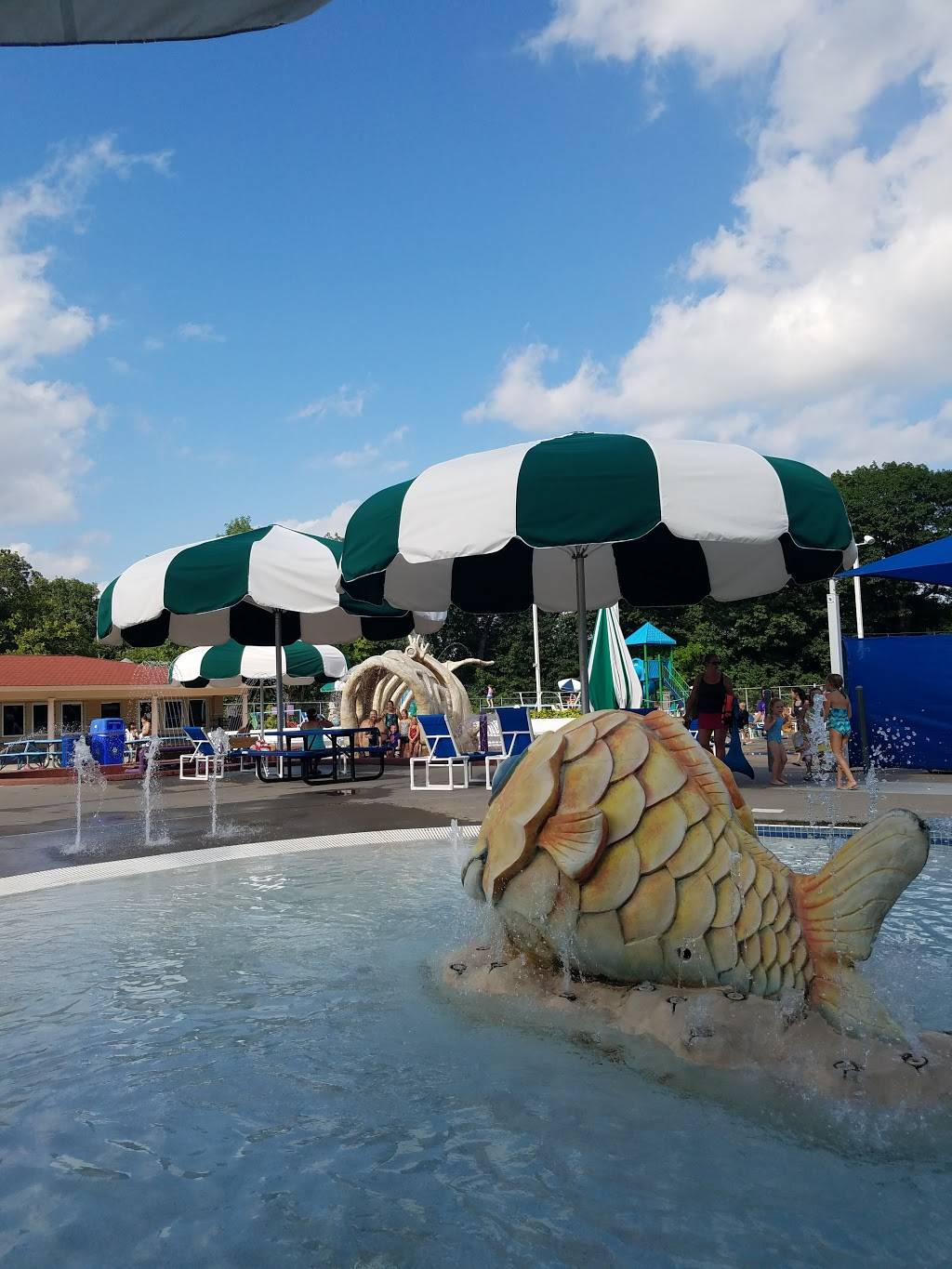 Highland Park Aquatic Center | 1840 Edgcumbe Rd, St Paul, MN 55116, USA | Phone: (651) 695-3773