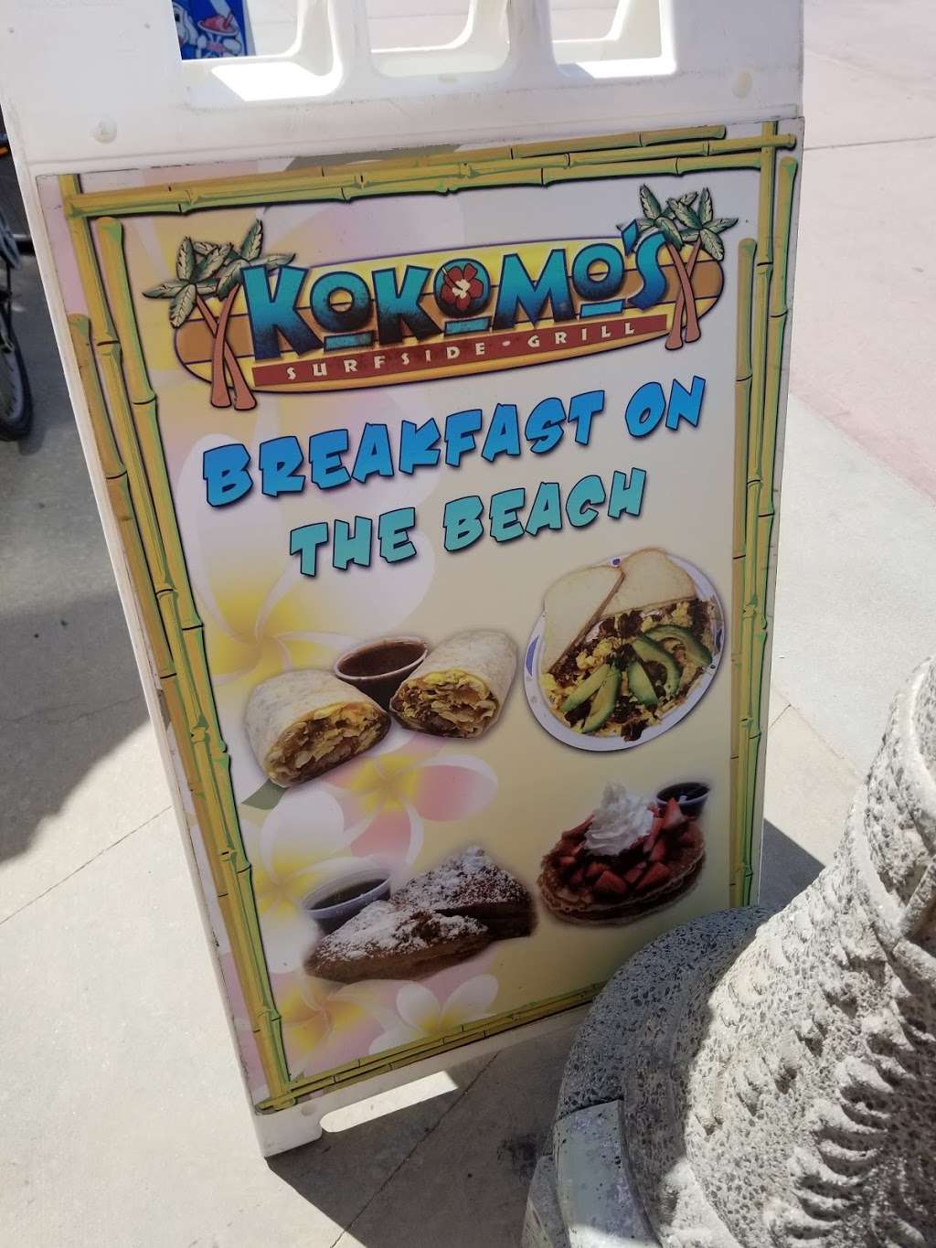 Kokomos Surfside Grill | 21071 Pacific Coast Hwy, Huntington Beach, CA 92648, USA | Phone: (714) 374-5600