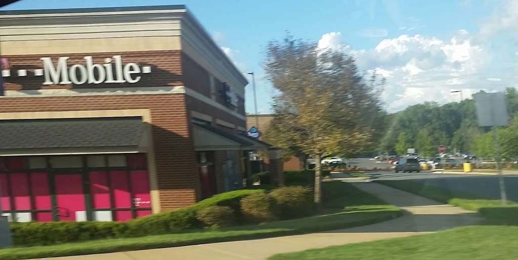 T-Mobile | 654 River Hwy Ste A, Mooresville, NC 28117, USA | Phone: (704) 664-7262