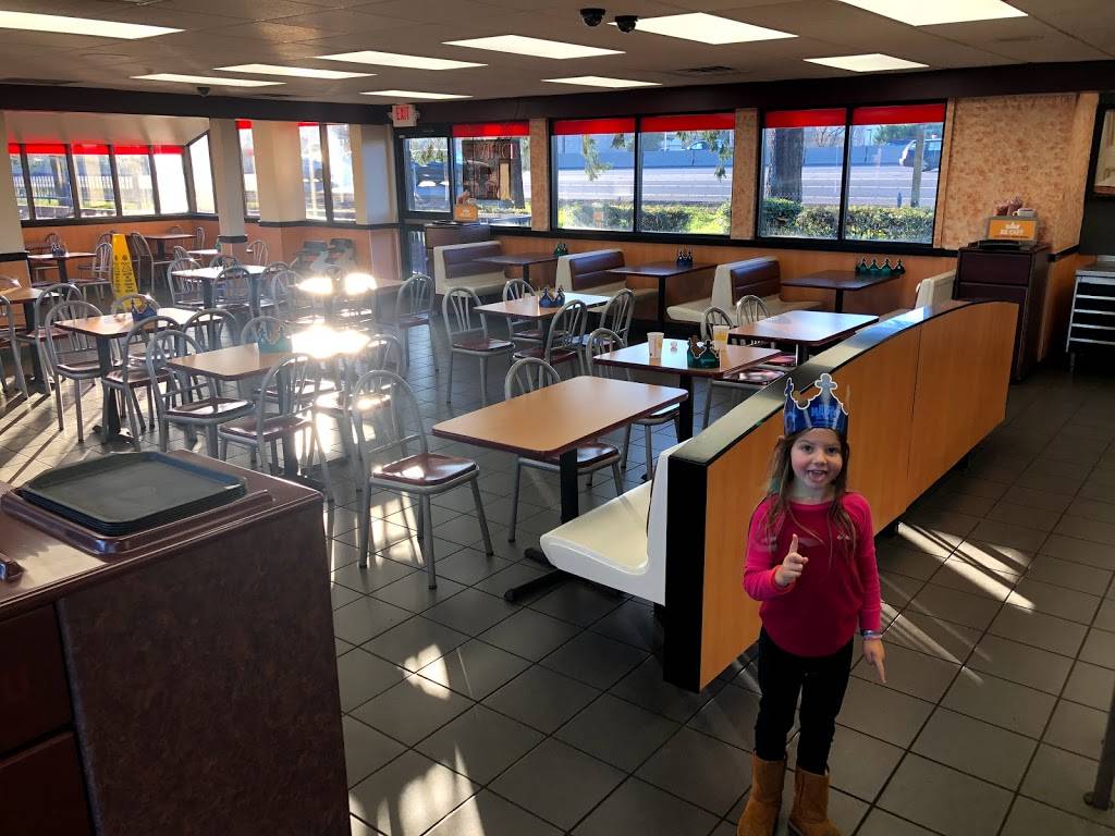 Burger King | 17971 SW McEwan Rd, Tigard, OR 97224, USA | Phone: (503) 620-0287