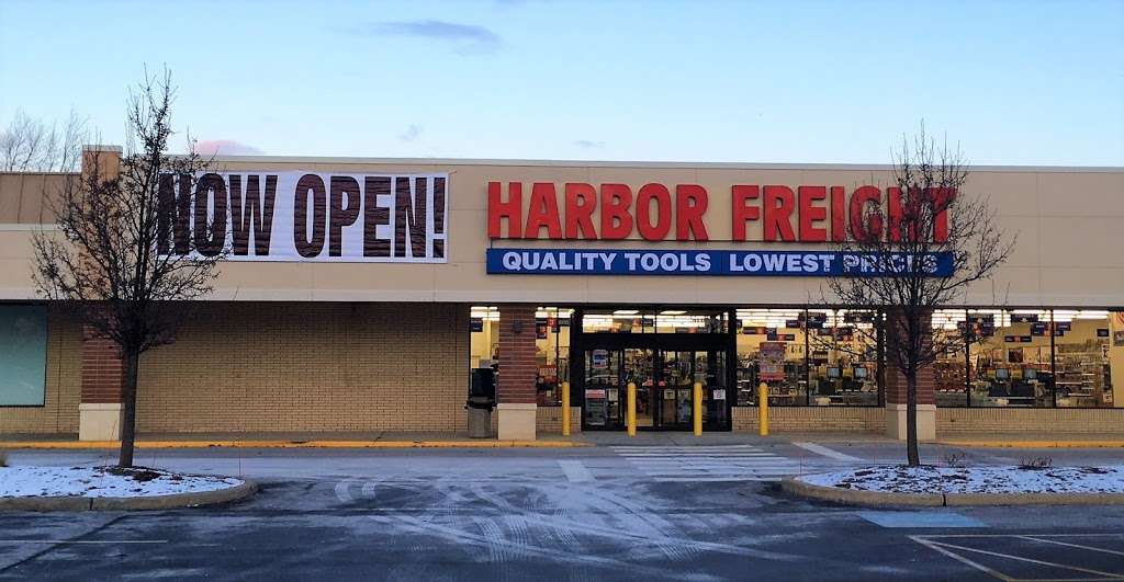 Harbor Freight Tools | 2120 E Moreland Blvd, Waukesha, WI 53186, USA | Phone: (262) 333-0001