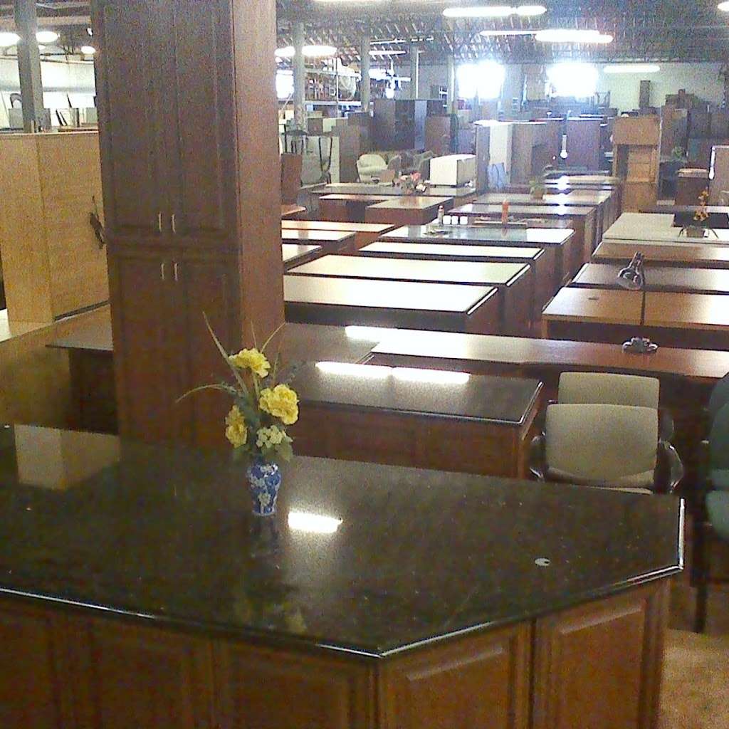 USED OFFICE FURNITURE in 4720 Rozzelles Ferry Rd, Charlotte, NC 28216, USA