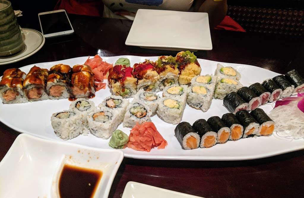 Sushi Sumo | 2653 Kirkwood Hwy, Newark, DE 19711, USA | Phone: (302) 366-1188