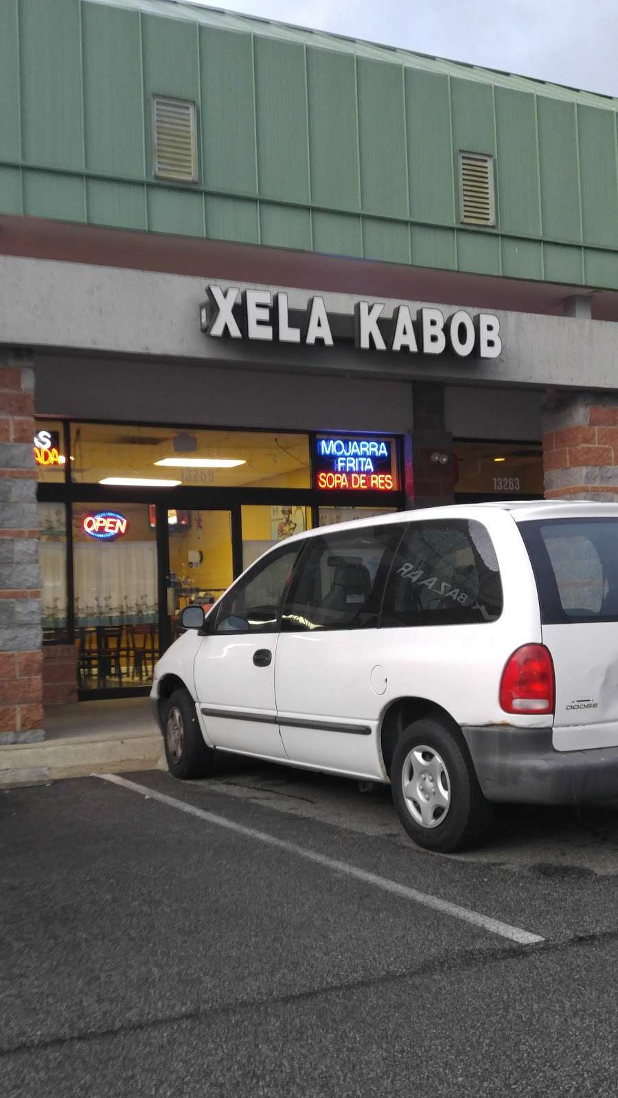 Xela Super Deli & Kabob | 13259 Occoquan Rd, Woodbridge, VA 22191 | Phone: (703) 492-4600