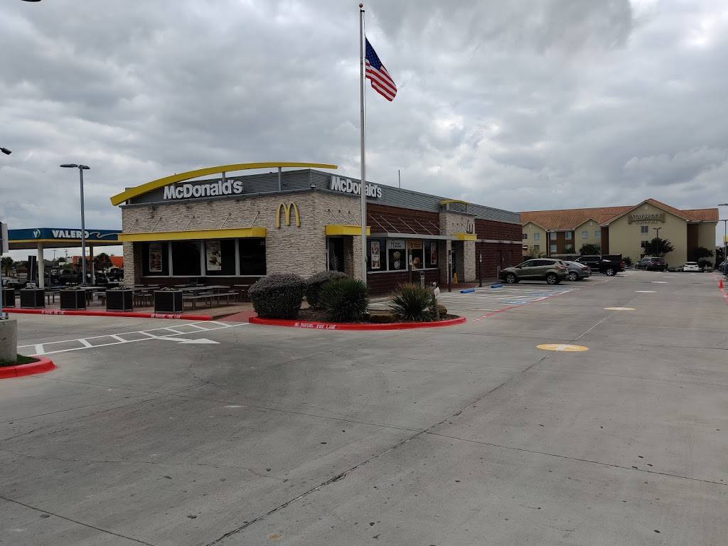 McDonalds | 2515 Jacaman Rd, Laredo, TX 78041, USA | Phone: (956) 712-8171