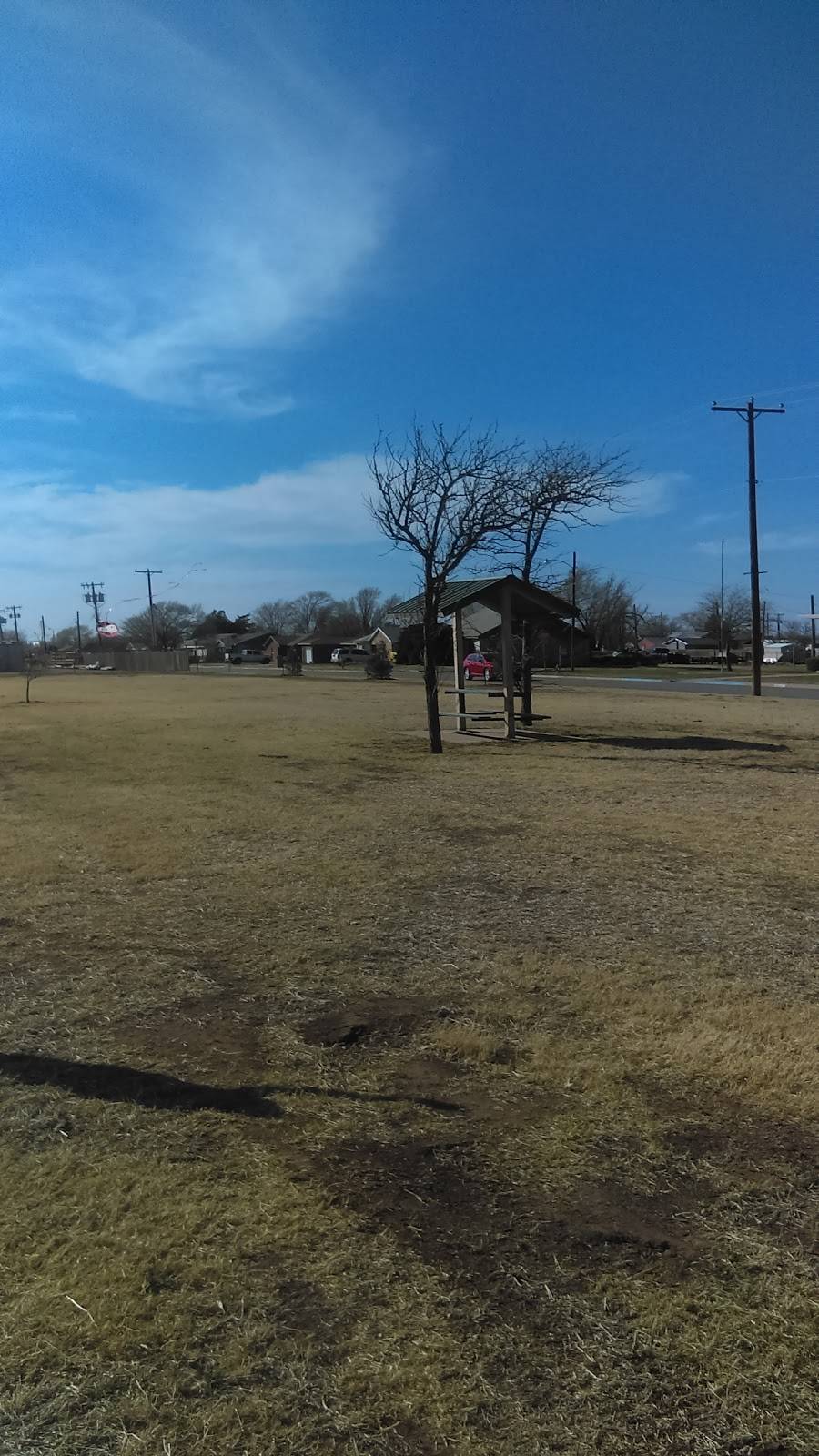 Clayton Carter Park | 701 Texas 289 Loop Frontage Rd, Lubbock, TX 79403, USA | Phone: (806) 775-2673