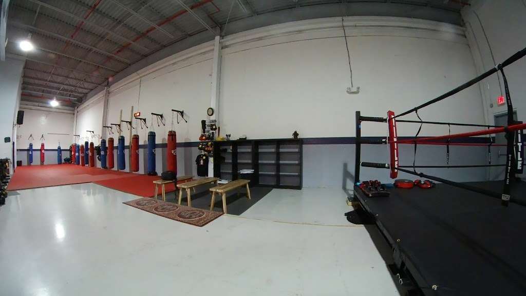 MK Muay Thai & Fitness | 15-01 Pollitt Dr #3, Fair Lawn, NJ 07410, USA | Phone: (201) 667-0700