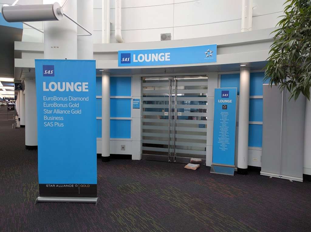SAS Lounge, Chicago-OHare International Airport | 10000 West Ohare Avenue Terminal 5, Concourse M near, Gate M13, Chicago, IL 60666