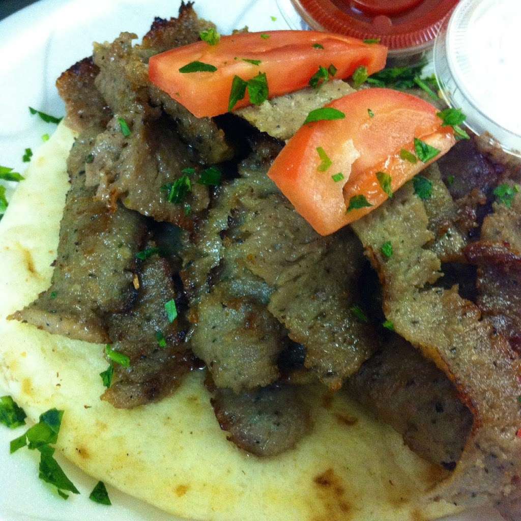 Royal Hummus and Falafel | 1230 W Lake St, Roselle, IL 60172, USA | Phone: (630) 529-1785