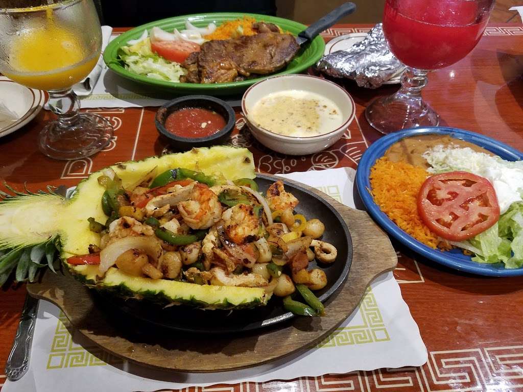 Mi Pueblo | 7556 Ritchie Hwy, Glen Burnie, MD 21061 | Phone: (410) 590-1616