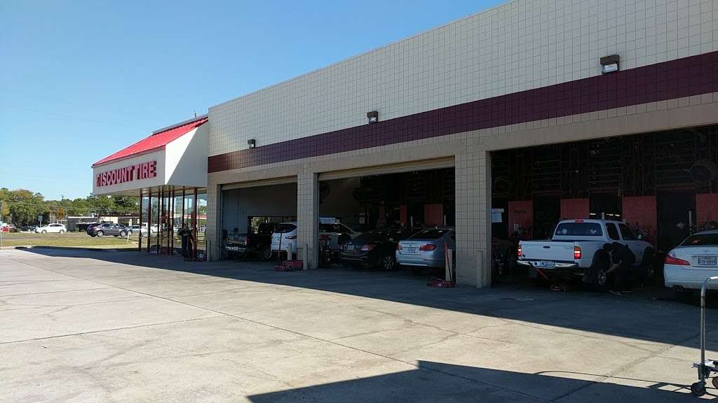 Discount Tire | 7424 FM 1960, Humble, TX 77346 | Phone: (281) 812-0592