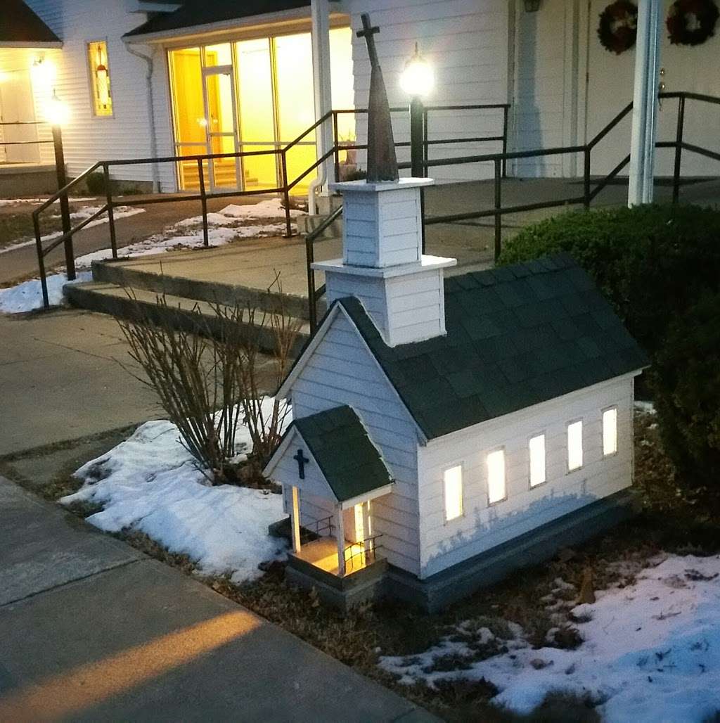 Trinity Lutheran Church | 300 E 1st St, Appleton City, MO 64724, USA | Phone: (660) 476-5438