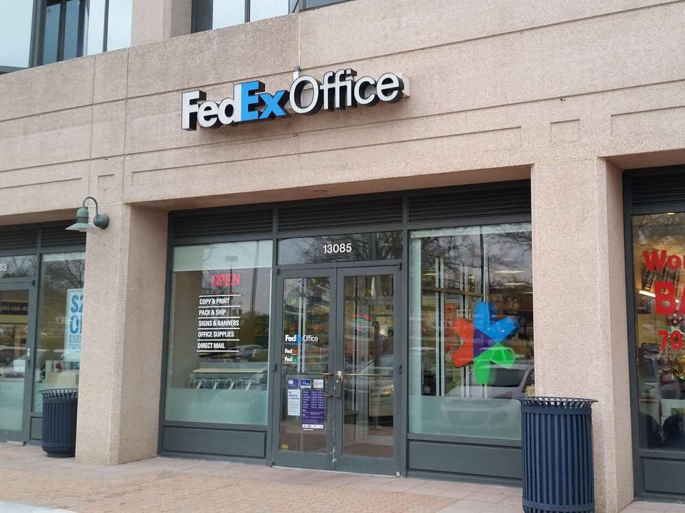 FedEx Office Print & Ship Center | 13085 Worldgate Dr, Herndon, VA 20170 | Phone: (703) 689-0004