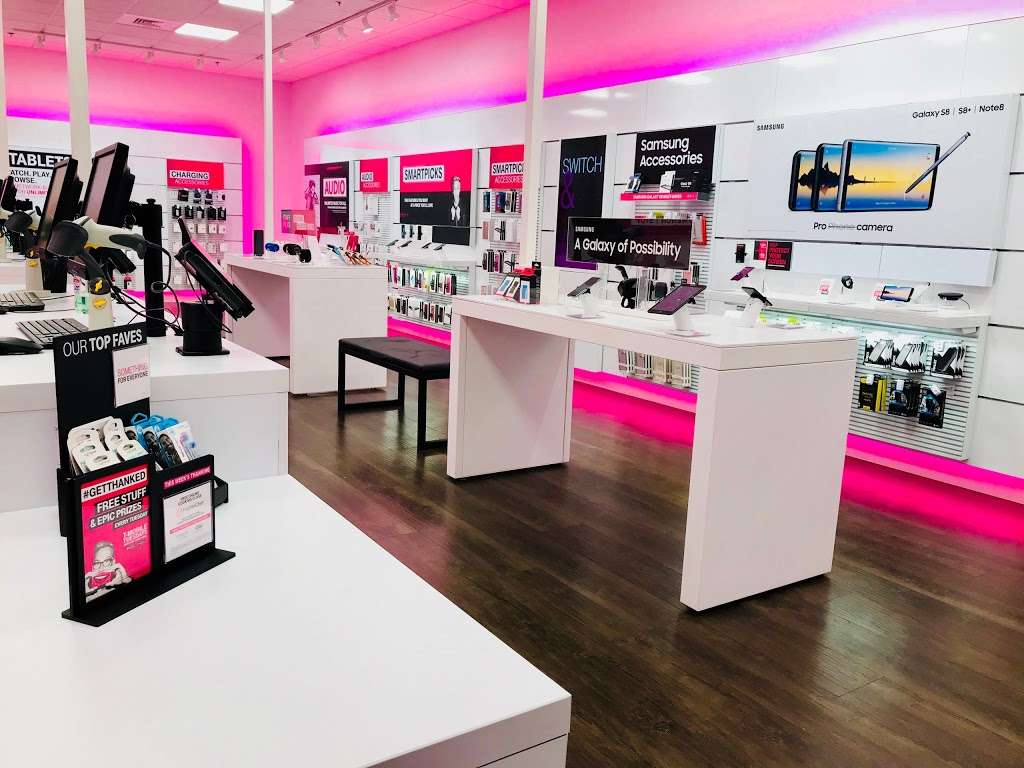 T-Mobile | 2400 S Rancho Dr Ste 120, Las Vegas, NV 89102 | Phone: (702) 754-5495