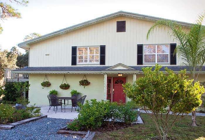 1903 Hontoon | 1903 Hontoon Rd, DeLand, FL 32720, USA | Phone: (407) 625-2316