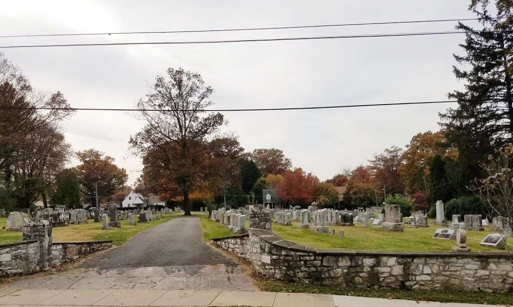 Machpelah Cemetary | 441 S Spruce St, Lititz, PA 17543, USA