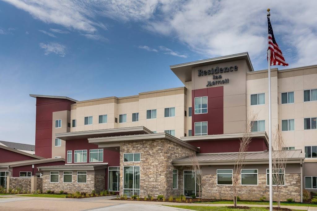 Residence Inn by Marriott Dallas Plano/Richardson at Coit Rd. | 300 Silverglen Dr, Plano, TX 75075, USA | Phone: (972) 596-3200