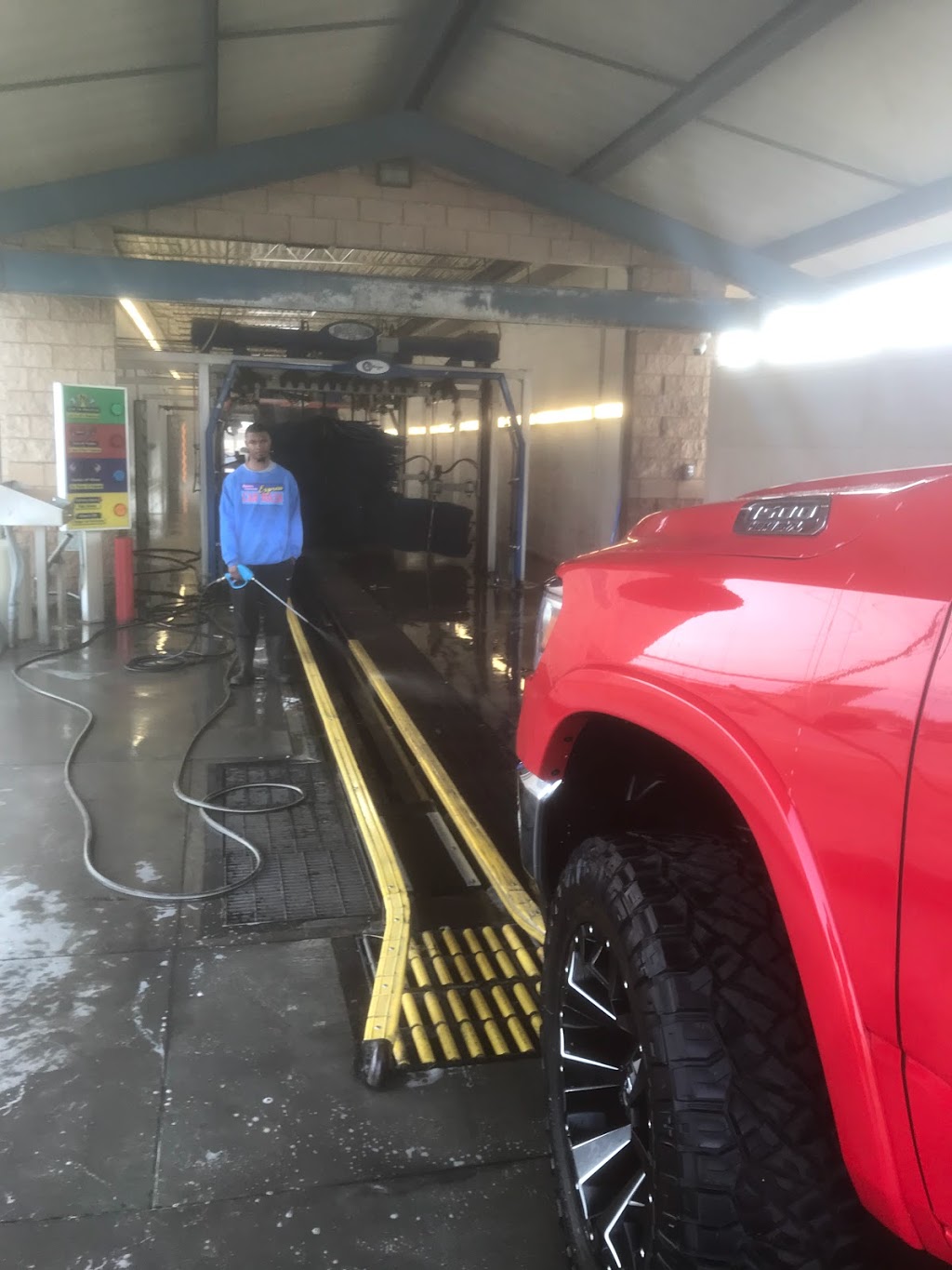 Fast Wash Broken Arrow | 4800 W Houston St, Broken Arrow, OK 74012, USA | Phone: (918) 461-0447