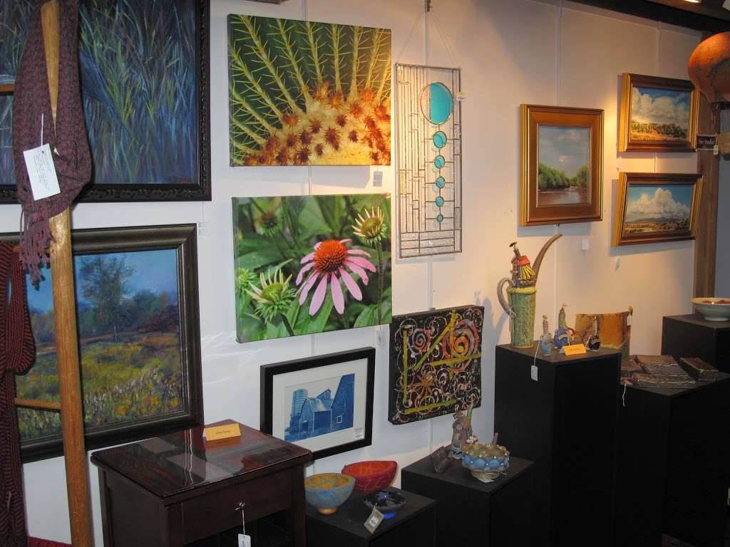 Fine Line Creative Arts Center | 37W570 Bolcum Rd, St. Charles, IL 60175, USA | Phone: (630) 584-9443