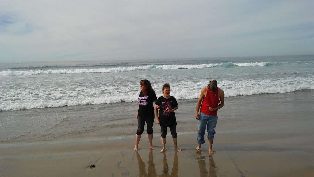 Surf Vacation Rentals | 3405 Ocean Front Walk, San Diego, CA 92109, USA | Phone: (858) 945-5609
