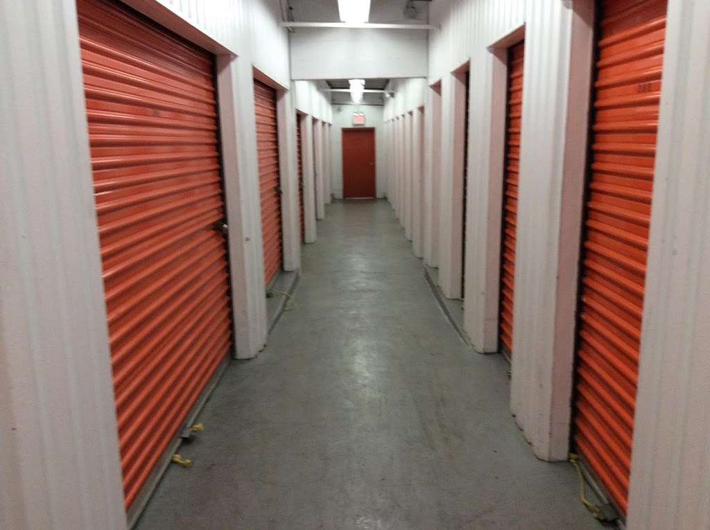 Life Storage | 480 Allen St, Elizabeth, NJ 07202, USA | Phone: (908) 862-6622