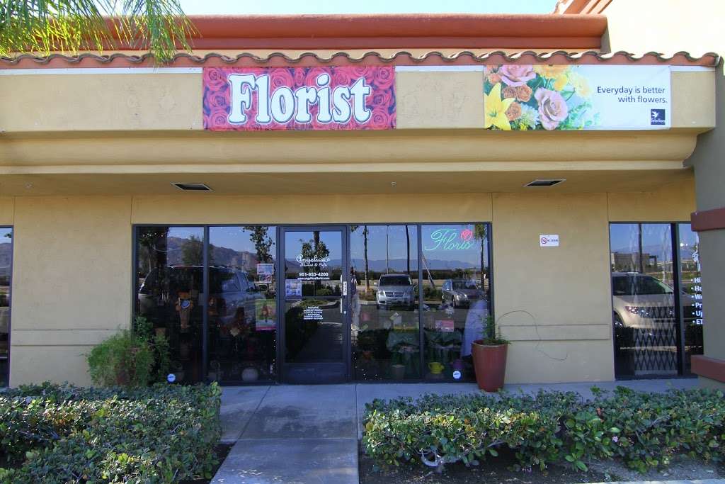 Angelicas Florist & Gifts | 1015 E Alessandro Blvd, Riverside, CA 92508, USA | Phone: (951) 653-4200