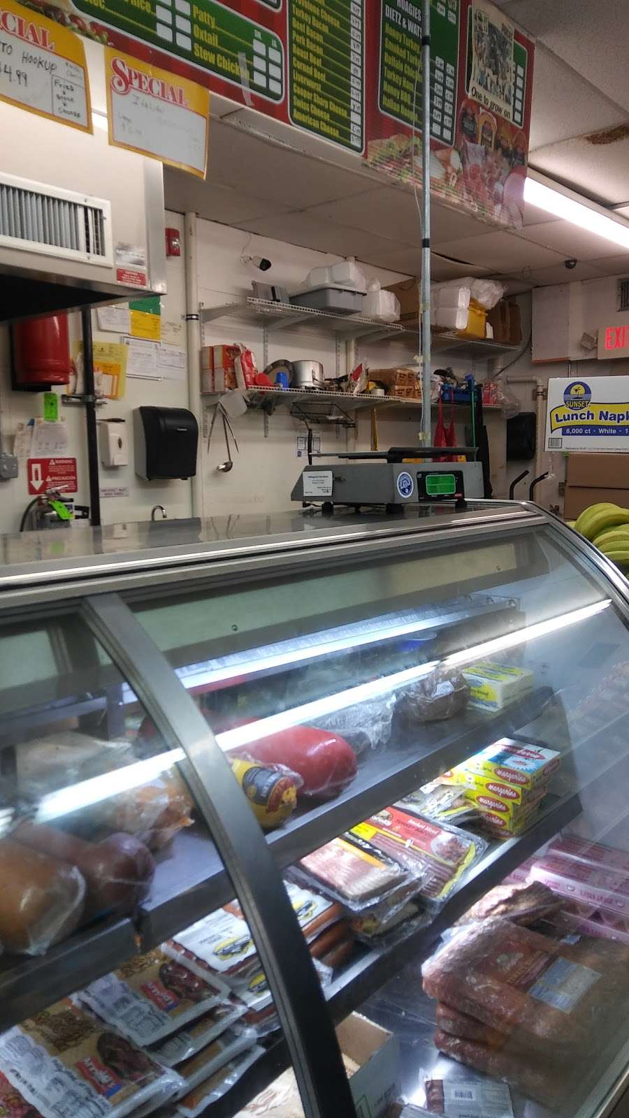 Willingboro Food Mart | 419 Van Sciver Pkwy, Willingboro, NJ 08046, USA | Phone: (609) 877-6901