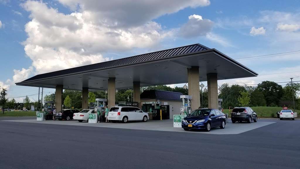 Harris Teeter Fuel | Town Center Drive, 4811 Berewick Commons Pkwy, Charlotte, NC 28278, USA | Phone: (704) 587-4518