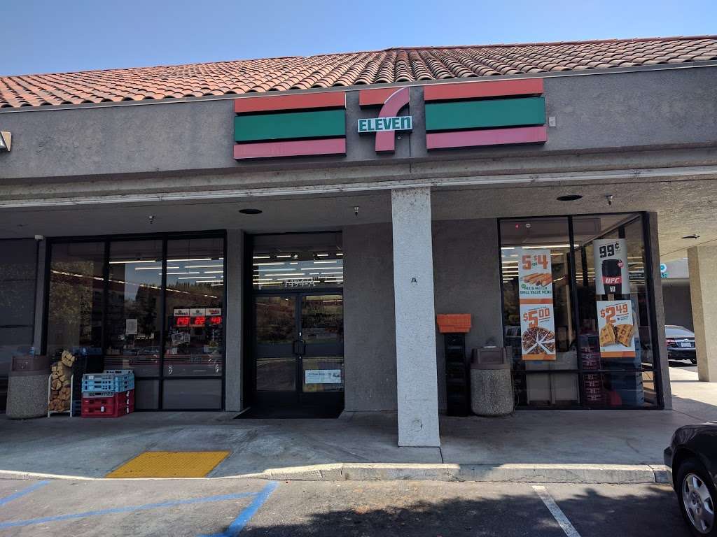 7-Eleven | 1494 Madera Rd, Simi Valley, CA 93065, USA | Phone: (805) 520-4711
