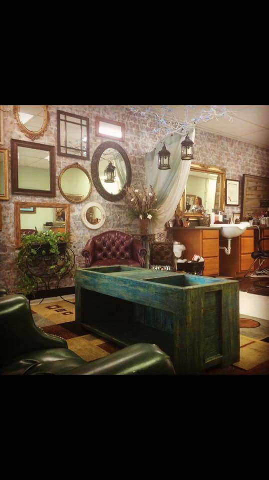 Salon Tranzitions | 2056 E Edgewood Dr A, Lakeland, FL 33803, USA | Phone: (863) 686-3443