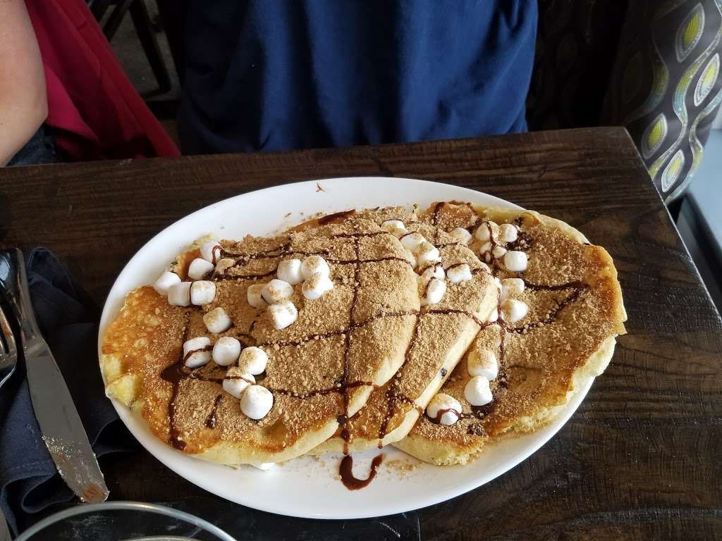 The Connection Cafe | 40 Union St, Holbrook, MA 02343, USA | Phone: (781) 885-7813