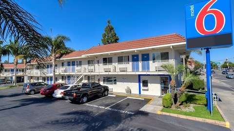 Motel 6 Los Angeles - Long Beach | 5665 E 7th St, Long Beach, CA 90804 | Phone: (562) 597-1311