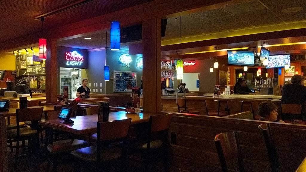 Applebees Grill + Bar | The Bourse Shops 2101, Greentree Rd, Pittsburgh, PA 15220, USA | Phone: (412) 276-9166