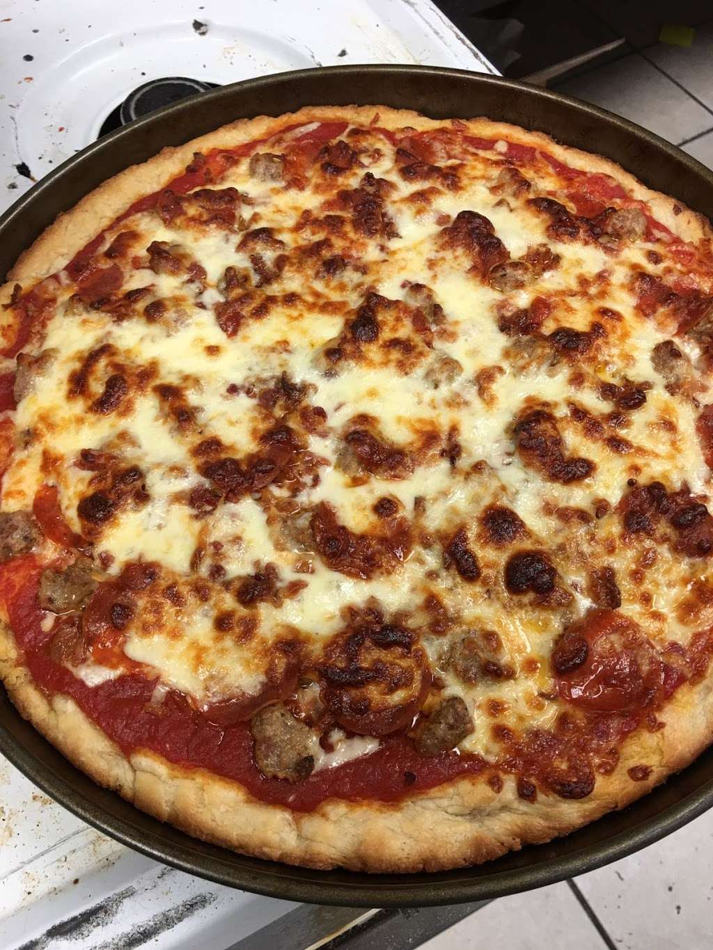 Samia Pizza | 2977 W 5th Ave, Gary, IN 46404, USA | Phone: (219) 977-1685