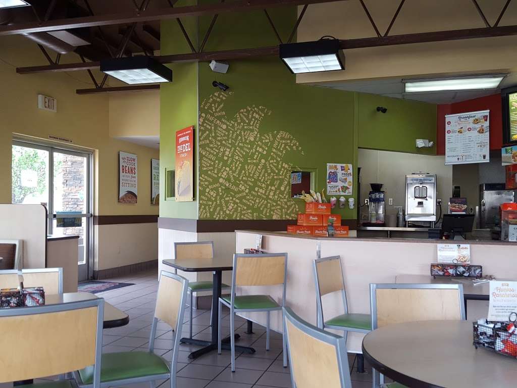 Del Taco | 11344 Telegraph Rd, Santa Fe Springs, CA 90670, USA | Phone: (562) 929-9223