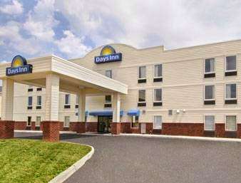 Days Inn by Wyndham Doswell At the Park | 16220 International St, Doswell, VA 23047, USA | Phone: (804) 612-8680