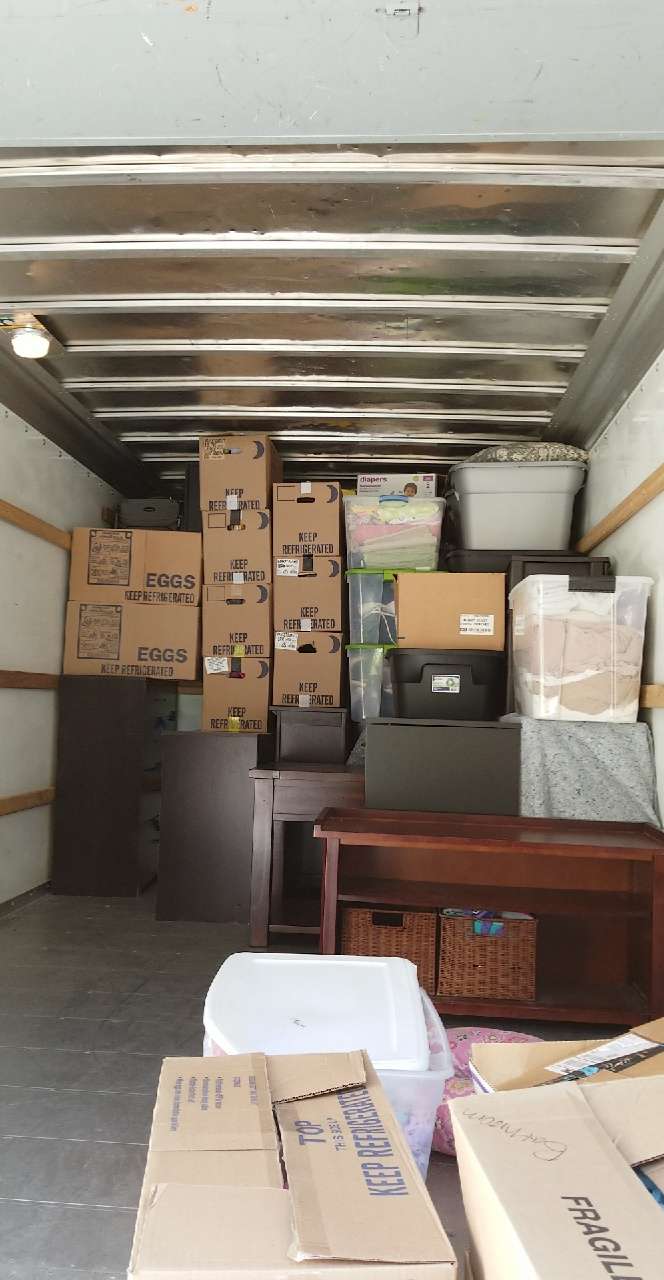 Family Movers LLC | 8 Park Ave, Londonderry, NH 03053 | Phone: (603) 820-2466