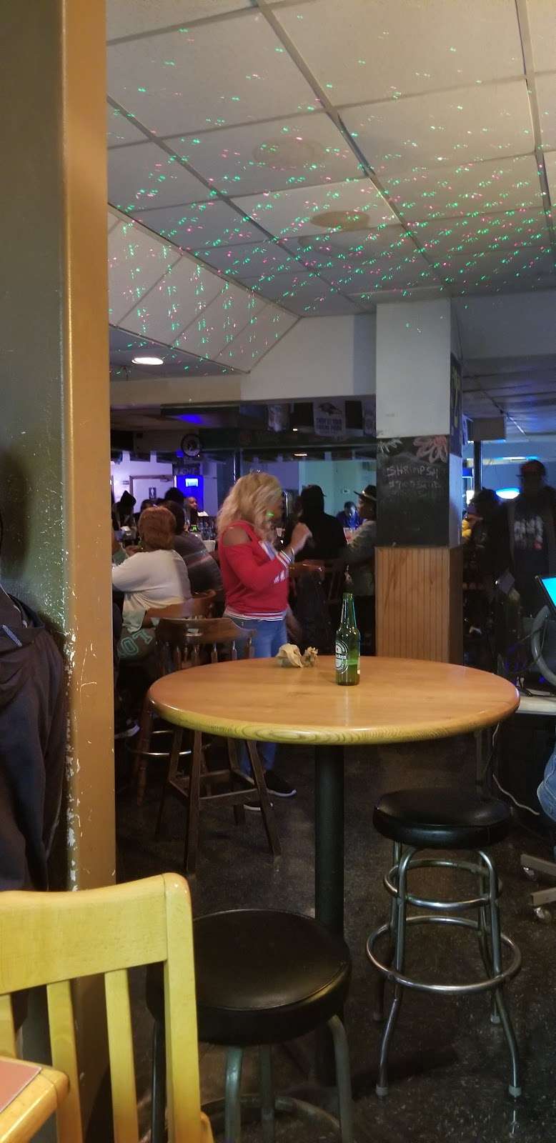 Garden Bar | 4811 Erdman Ave, Baltimore, MD 21205, USA | Phone: (410) 563-9294