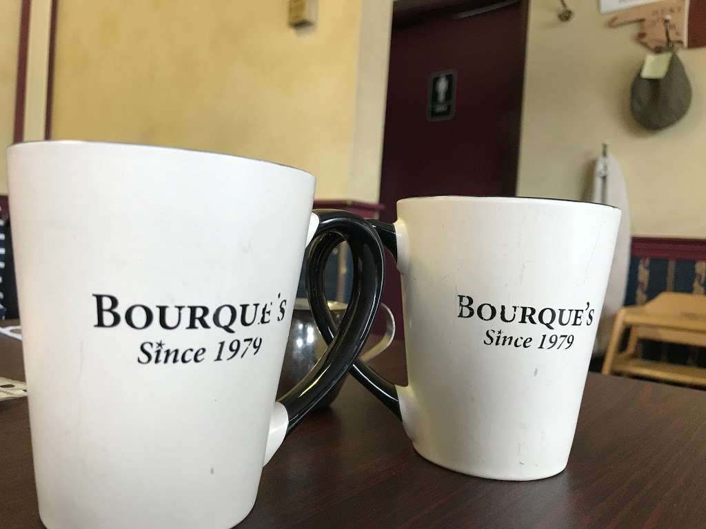 Bourque Restaurant | 194 Main St, Norfolk, MA 02056, USA | Phone: (508) 528-6912