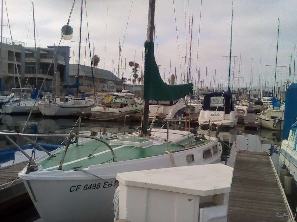 Port Royal Marina A California Yacht Marina | 555 N Harbor Dr, Redondo Beach, CA 90277, USA | Phone: (310) 376-0431