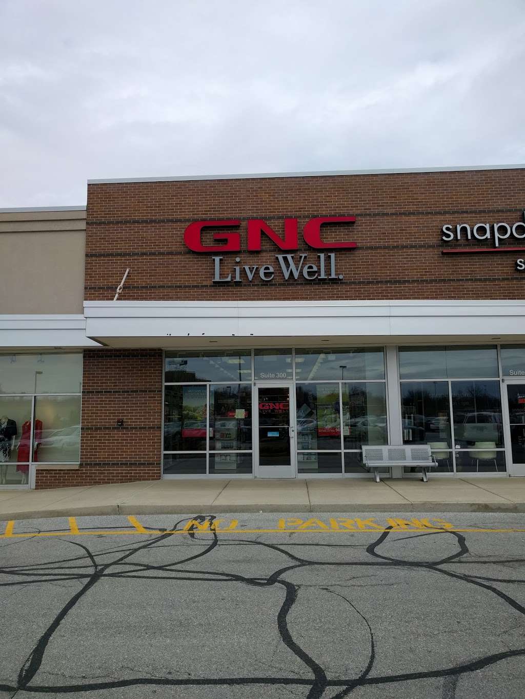 GNC | 6159 N Keystone Ave #300, Indianapolis, IN 46220, USA | Phone: (317) 259-4895