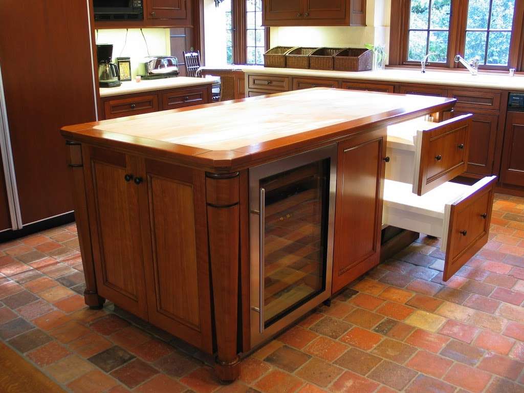 GW Woodworking | 716-C San Antonio Rd, Palo Alto, CA 94303, USA | Phone: (650) 464-2800