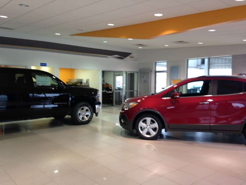 Petersen Chevrolet Buick | 1006 W Oak St, Fairbury, IL 61739 | Phone: (815) 692-8462